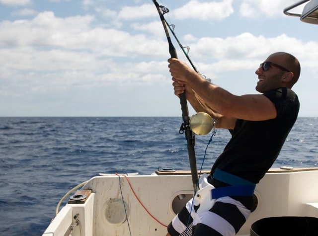 hombre pescando