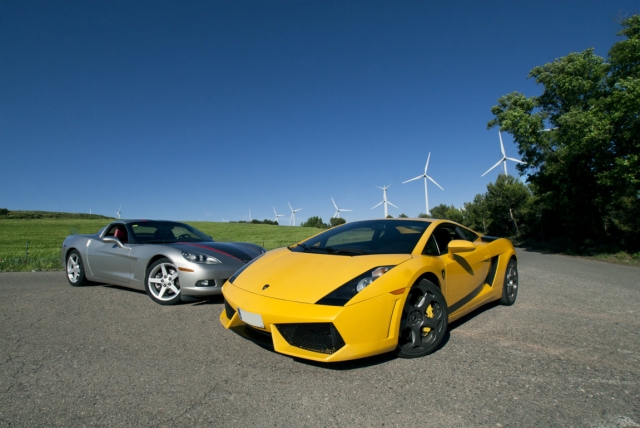  Corvette und Lamborghini