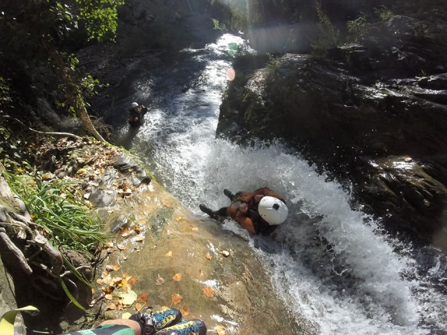  Rutschen in der Sima del Diablo