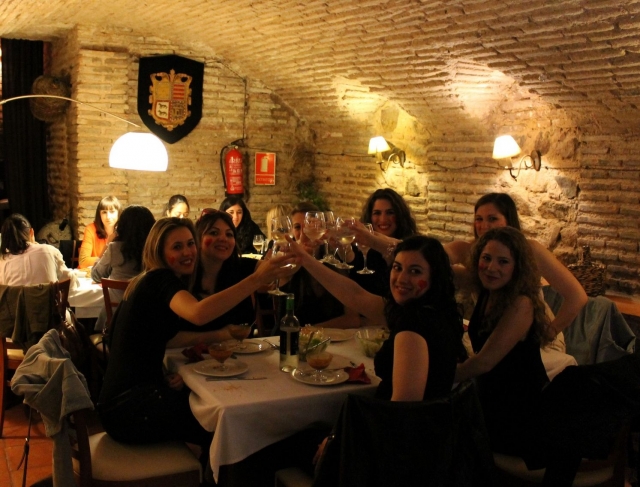 Jantares nas grutas de Toledo