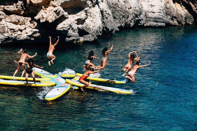  Cours de Sup yoga à Ibiza