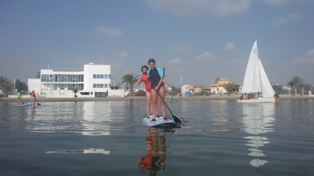 paddle surf