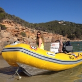 Renta barcos sin licencia en Ibiza día completo