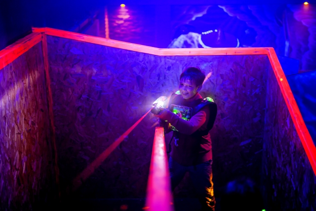  Giocare con il laser tag 