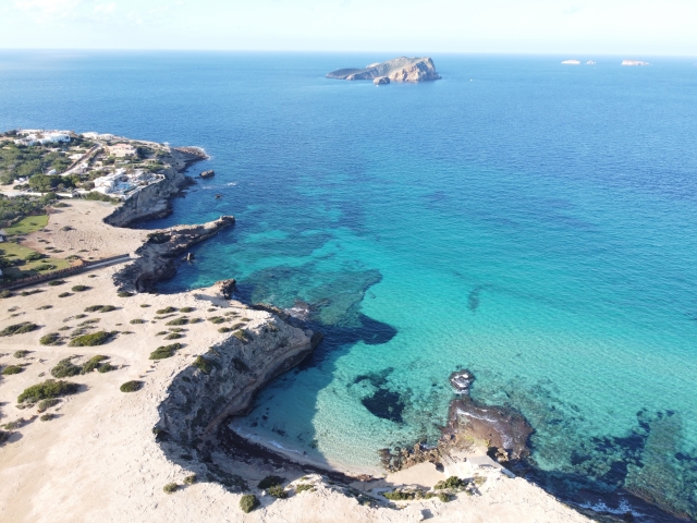Playas de San Antonio en moto de agua