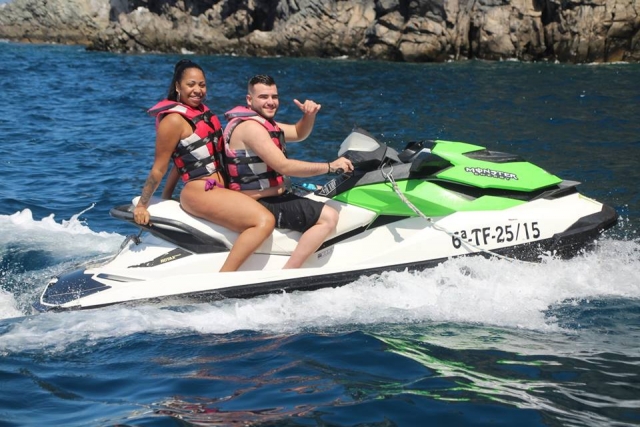 Paseo en jet ski