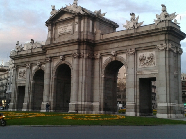 Veduta della Puerta de Alcala