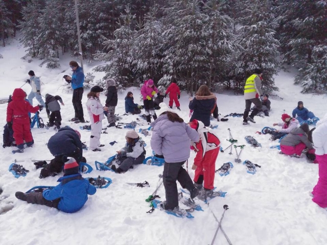  Putting on our snowshoes 