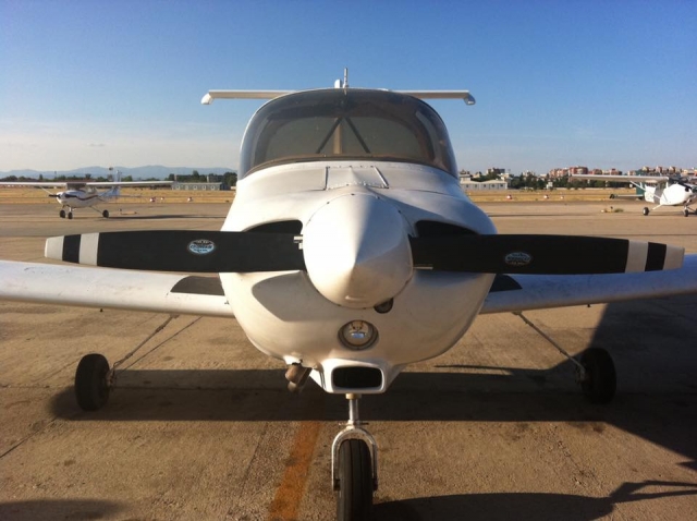Avion parte frontal
