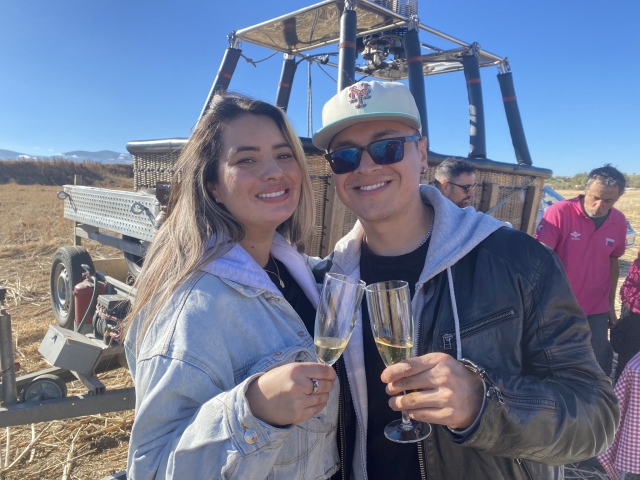  热气球中的爱情 