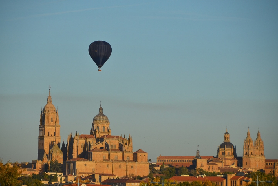 塞戈维亚热气球 