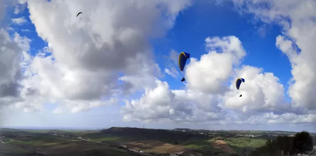 Vol en parapente biplace à travers El Bosque 20 minutes