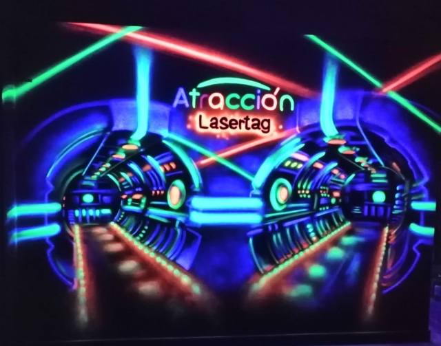  Laser tag game 