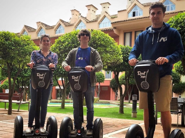 Le trio en segway 
