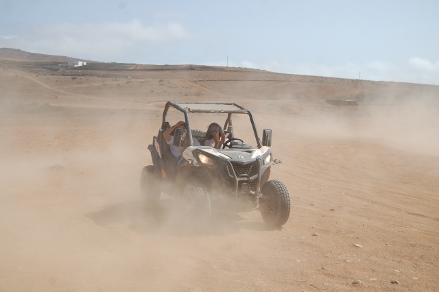 Buggy a due posti a Costa de Teguise 