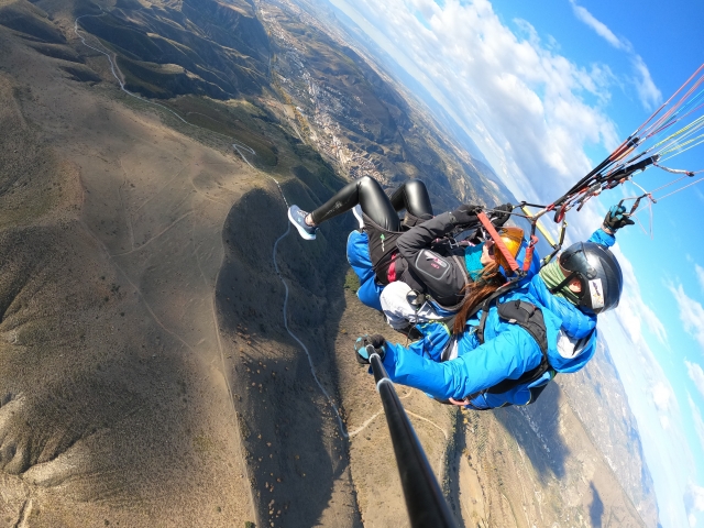 Encima de las montañas