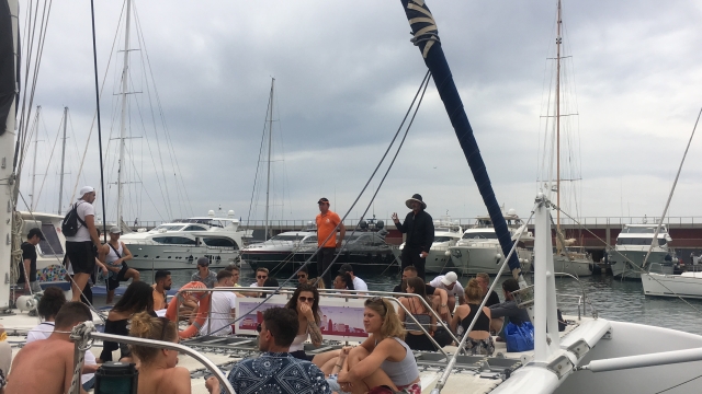  Partyboot Junggesellenabschied Barcelona 