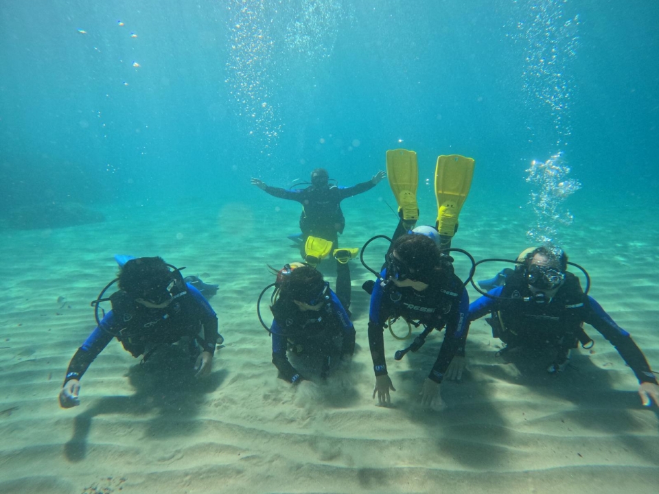 第一次潜水体验   第一次潜水体验