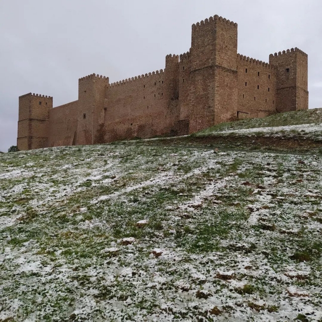 El Castillo de Sigüenza nevado