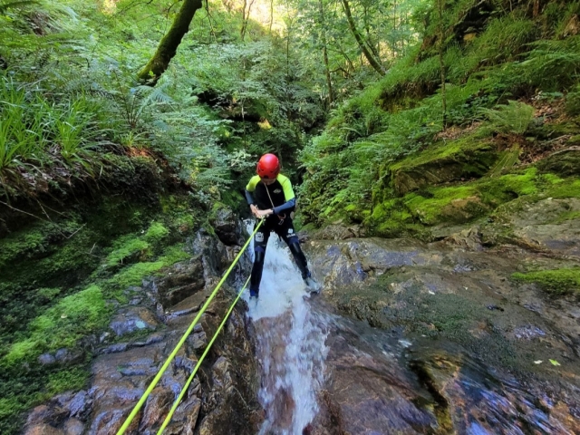 Enjoy a canyoning descent in Asturias 