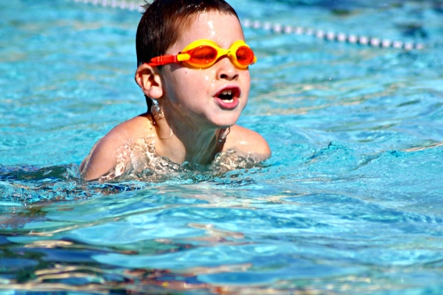  Kinderschwimmbad 