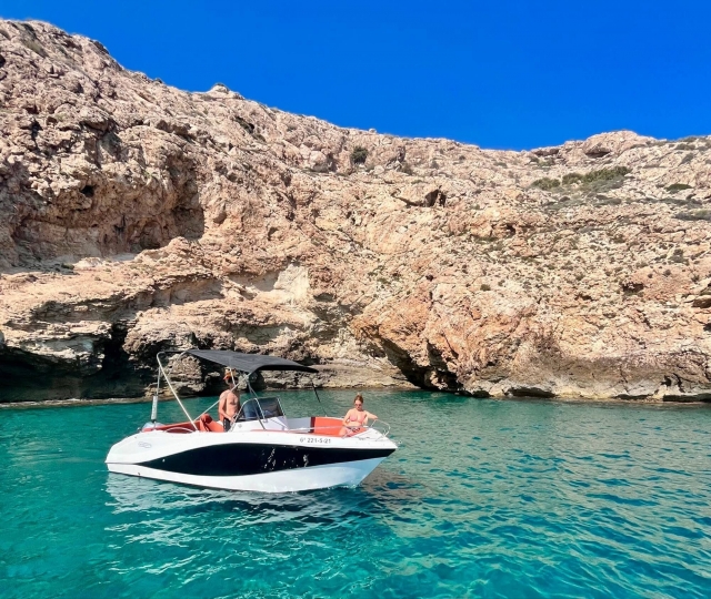  Enjoy a boat trip along the beaches of caboneras_resultado 