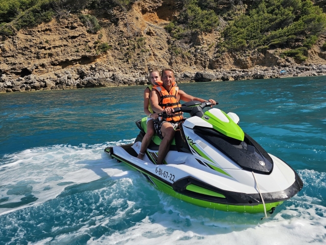 Pilota una jet ski en Mallorca