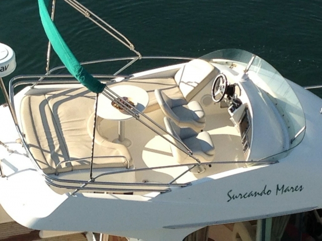 Yate desde arriba