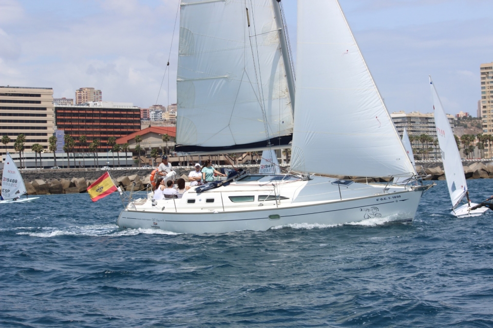 Ruta en barco por Las Palmas