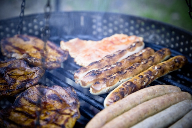 Barbecue dopo la partita di paintball 