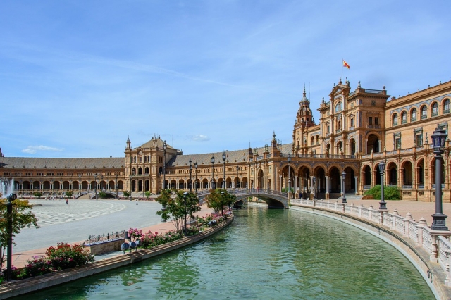  Sevilla 