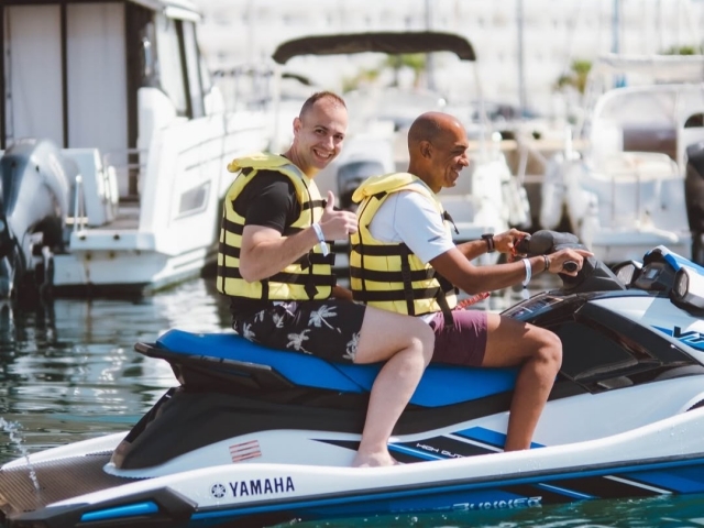 Diversión jet skis en Almería