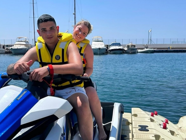 Disfruta de una ruta en moto de agua con tu pareja