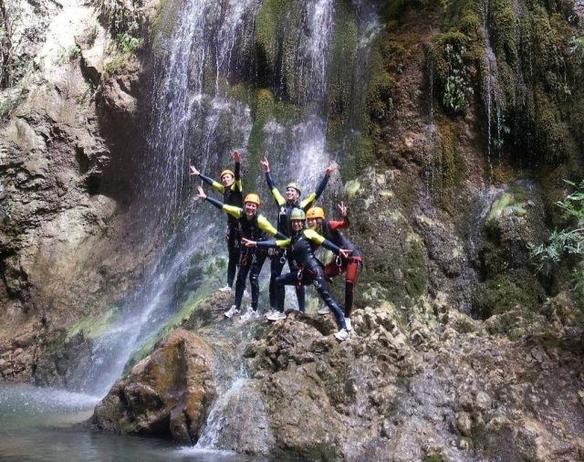 Canyoning for groups 