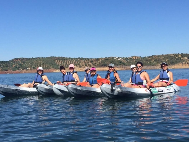  Excursion en canoë entre filles 