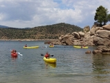 Alquiler de piragua por embalse El Burguillo, 2h