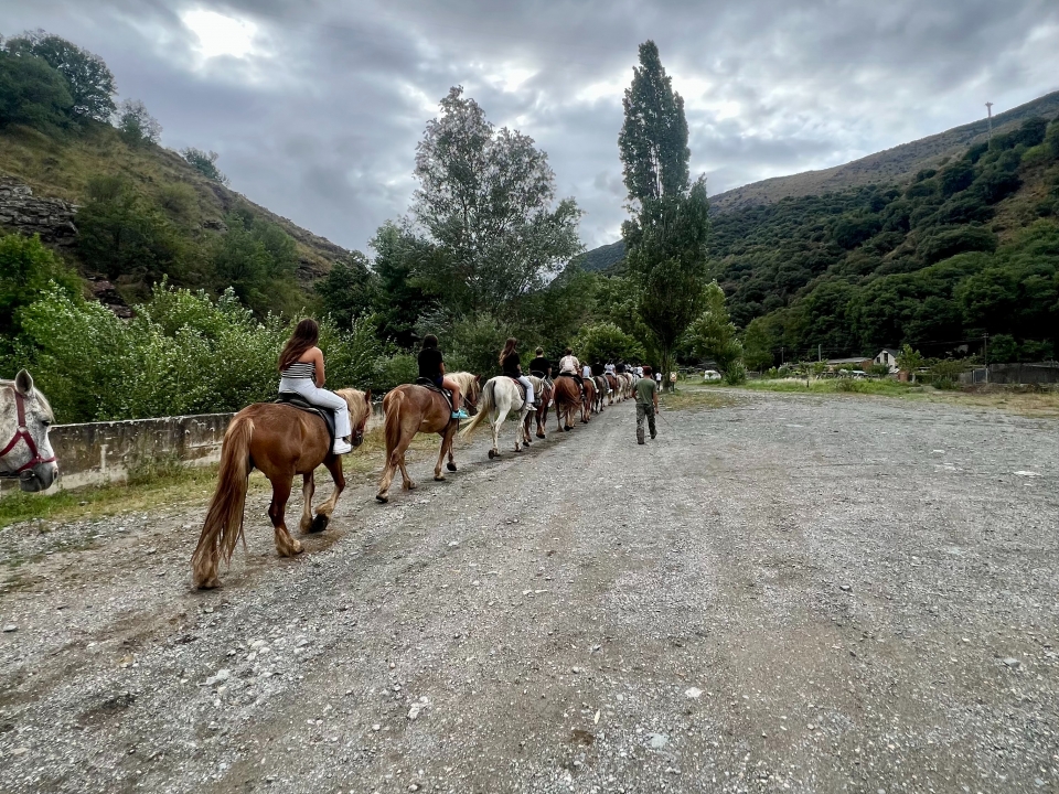 Paseo a caballo desde Rialp