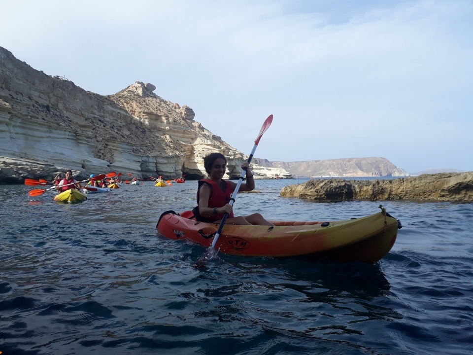 Ruta en cano por el paraje de Cabo de Gata
