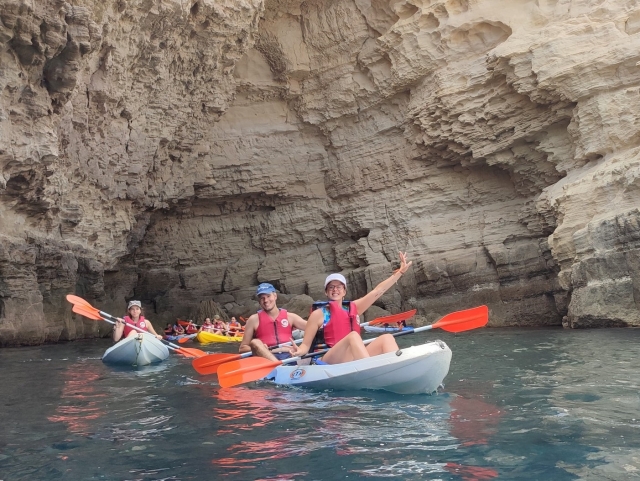  划皮划艇了解阿尔梅里亚的海湾