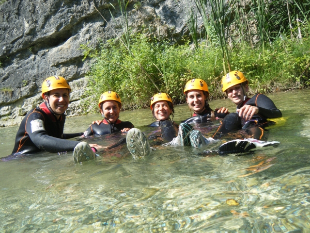  Canyoning en groupe 