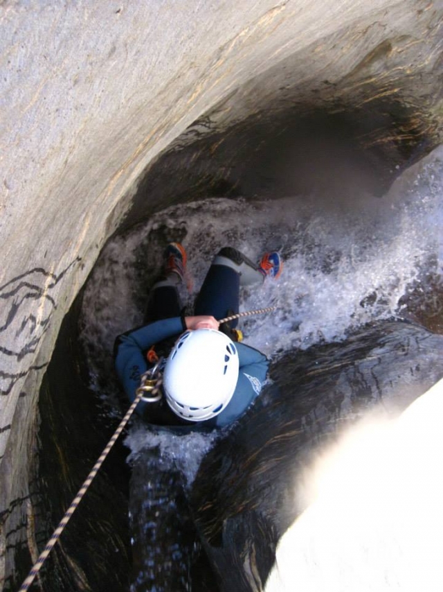 Experiencia de barranquismo en el Tajo Bermejo, 2h