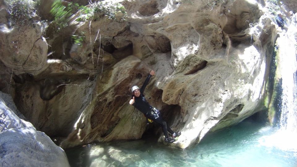 Practica barranquismo en Granada