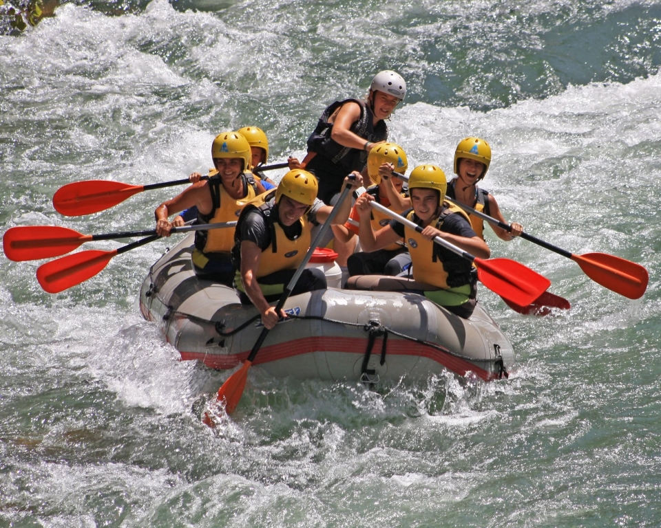  Rafting in the upper Guadalquivir