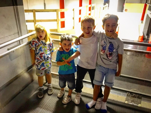  Les enfants s'amusent