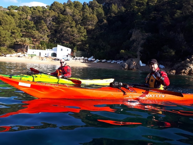Vente a descubrir el embalse con amigos