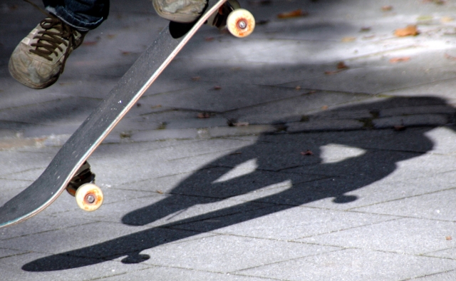  Flying skateboard