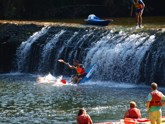  Dam Jump Canoe Descent 