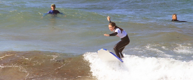  Surfing 