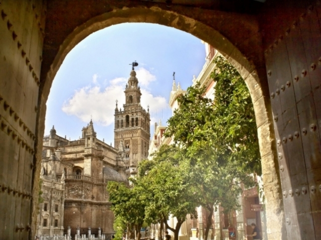  Monumentos pitorescos da cidade de Sevilha 