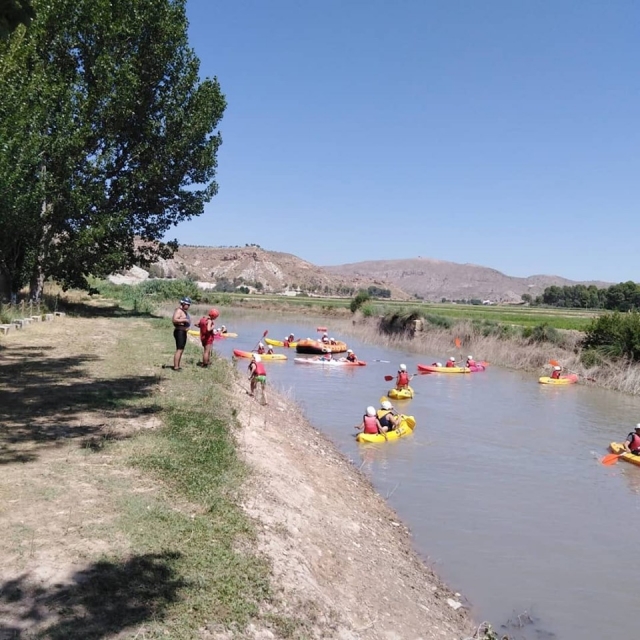  Passeio de canoa Almadenes Canyon